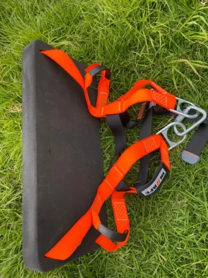 silla de suspensión fabricada en polyester